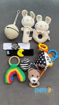 Kit de juguetes de peluche – sonajeros Caballito - imagen 1