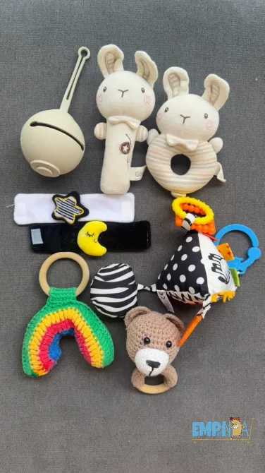 Kit de juguetes de peluche – sonajeros Caballito - imagen 1