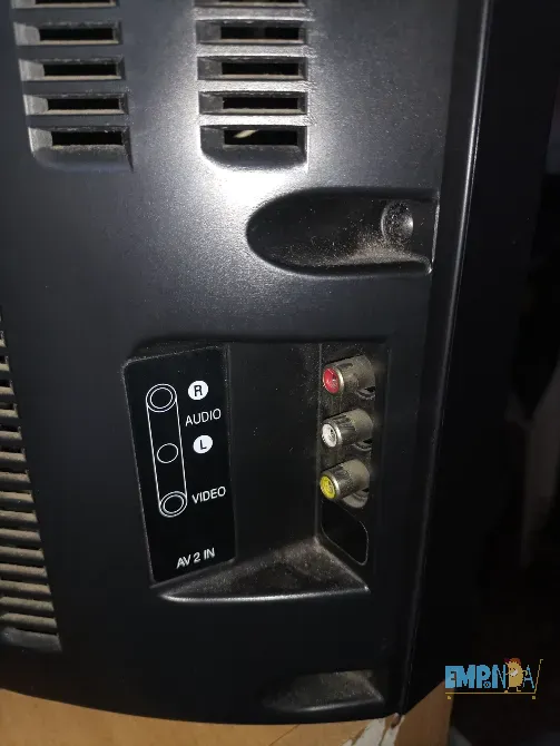 Tv usada gris Palermo - imagen 3