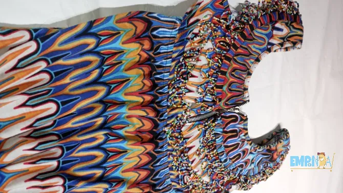 Blusa Multicolor con Canutillos Flores - imagen 1