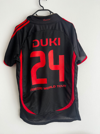 Remera duki negra San Cristóbal