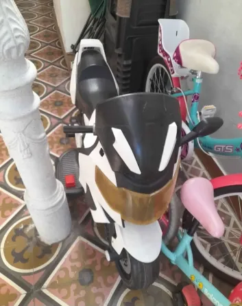 Moto a bateria Niños Villa del Parque