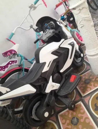 Moto a bateria Niños Villa del Parque