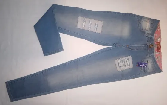 Jeans De Mujer talle 42 Flores
