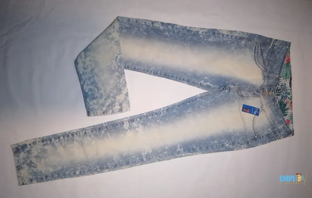 Jeans Nevado Celeste Talle 44 Flores - imagen 1