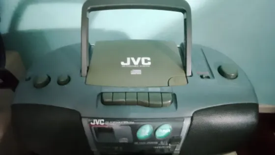 Stereo JVC CD portable system COMO NUEVO Floresta