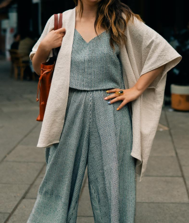 Conjunto de verano hecho a mano – 100% algodón (pantalón, top y sobrecamisa) Flores