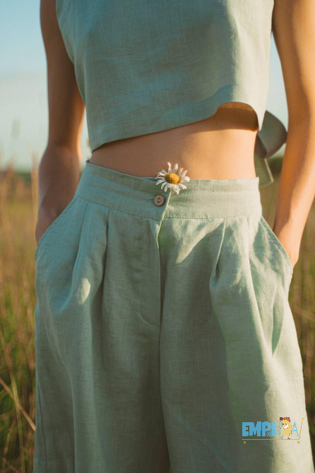 Conjunto de lino en tono menta – top y shorts Flores - imagen 2