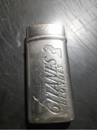 Antiguo Encendedor Catalitico de Gitanes Quilmes