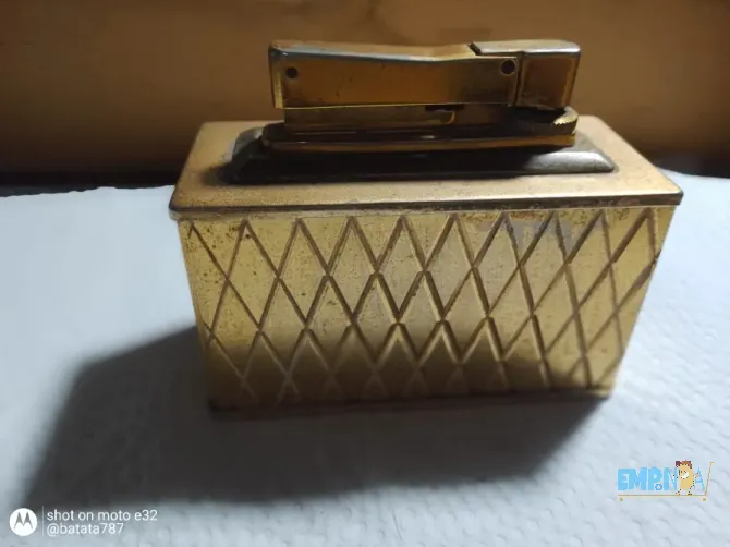 Encendedor decorativo dorado Quilmes - imagen 6