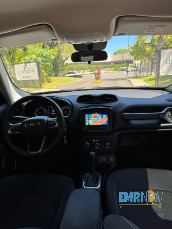 Jeep Renegade 2023, 17, 800 km Belgrano - imagen 6