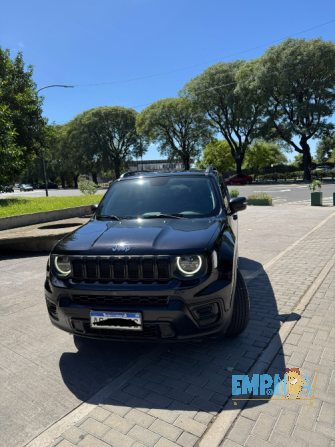 Jeep Renegade 2023, 17, 800 km Belgrano - imagen 1
