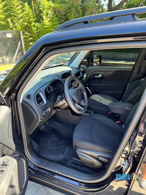 Jeep Renegade 2023, 17, 800 km Belgrano - imagen 9