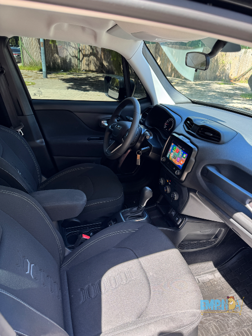 Jeep Renegade 2023, 17, 800 km Belgrano - imagen 8
