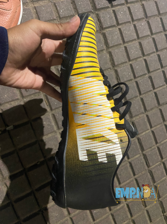 Botines de Nike Originales Chacarita - imagen 2