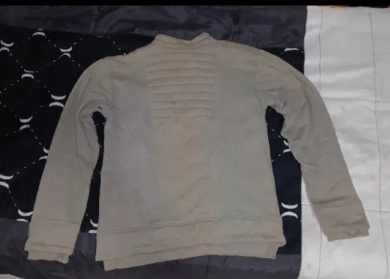 Campera de algodón beige jaspeado abrigada marca Rethink USADA TALLE M Rosario