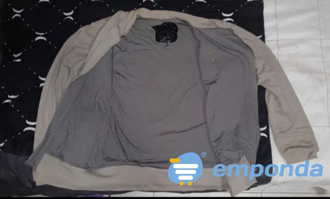 Campera de algodón beige jaspeado abrigada marca Rethink USADA TALLE M Rosario - imagen 2