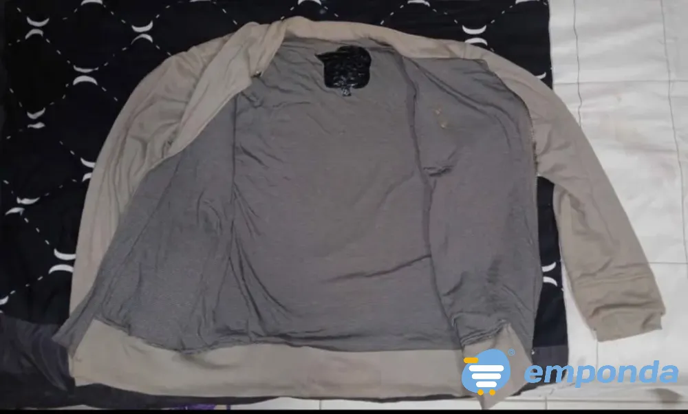 Campera de algodón beige jaspeado abrigada marca Rethink USADA TALLE M Rosario - imagen 2