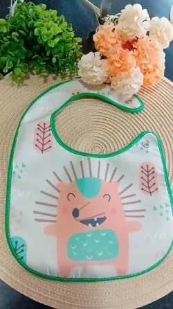 Baberos estampados impermeables Lanús
