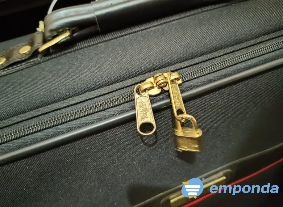 Valijas de Viaje Globe Trotter Con Candado x 2 unidades Recoleta - imagen 3