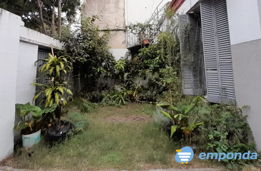 Plantas de exterior y tierra Villa del Parque - imagen 8