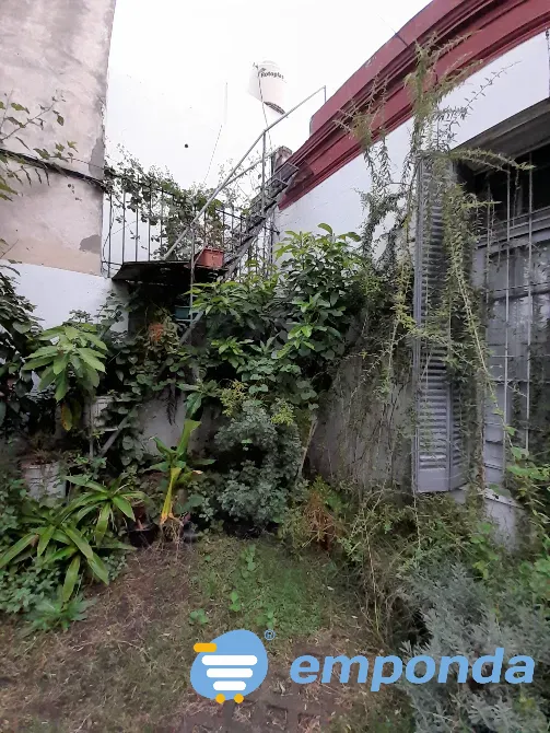 Plantas de exterior y tierra Villa del Parque - imagen 1