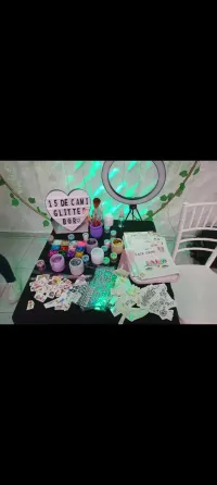 Stand de glitter José C. Paz