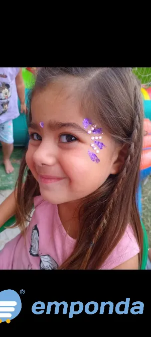 Stand de glitter José C. Paz - imagen 4