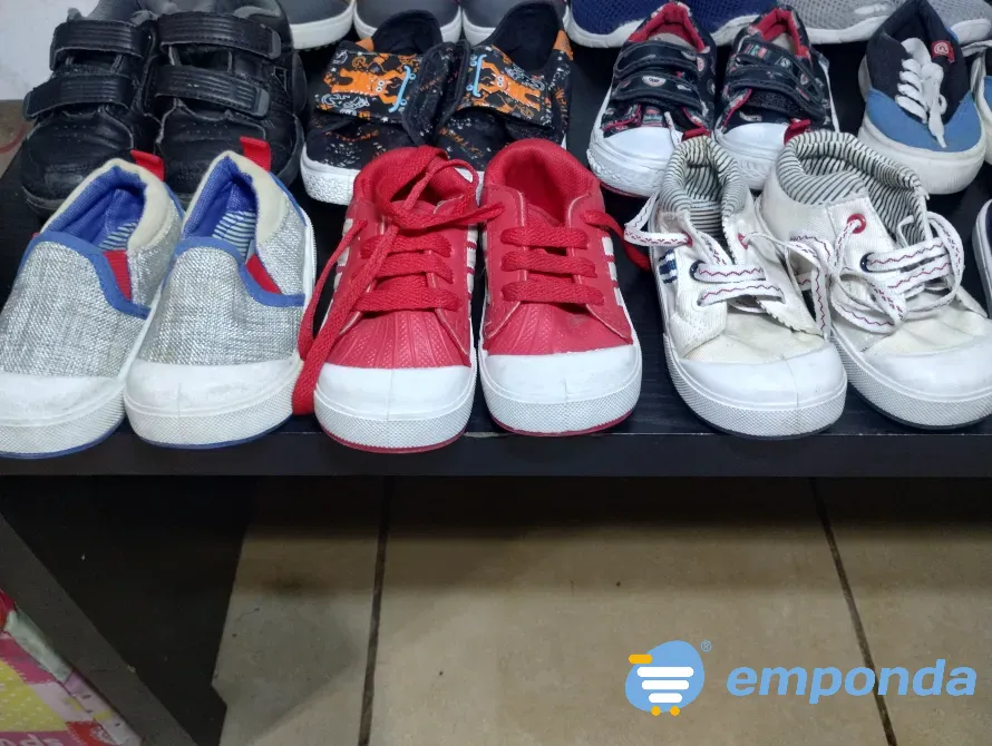 Zapatillas niño talle 22, 23, 24 Lanús - imagen 3