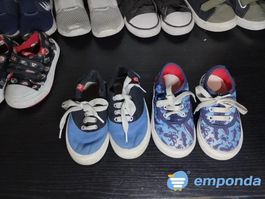 Zapatillas niño talle 22, 23, 24 Lanús - imagen 4