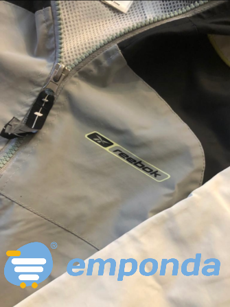 Campera Reebok Villa Pueyrredón - imagen 3