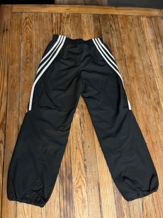 Pantalón Adidas Villa Pueyrredón