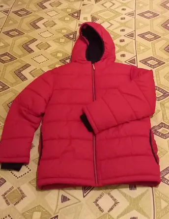 Campera importada . Talle 38/40 Almagro
