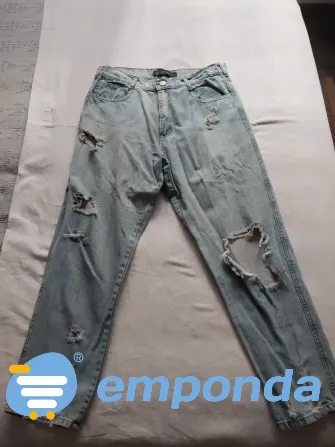 Jean mom con roturas Tres de Febrero - imagen 1