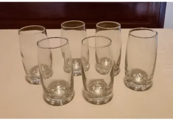 Vasos trago largo con base gruesa. Sin uso. Almagro