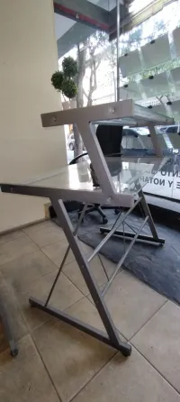Juego de escritorios y sillas para oficina Belgrano
