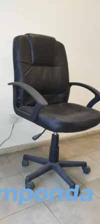 Juego de escritorios y sillas para oficina Belgrano - imagen 7