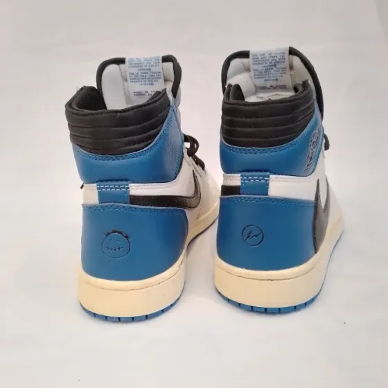 Jordan 1 Travis Scott Vicente López