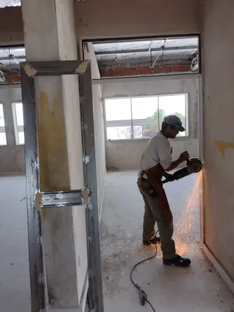 Construccion , refaccion , mantenimiento Merlo