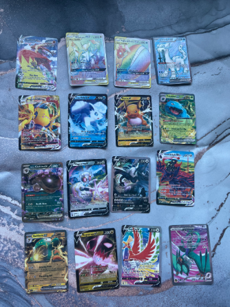 Figuritas coleccionables de Pokémon Caballito