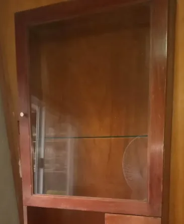 Mueble vitrina Malvinas Argentinas