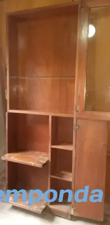 Mueble vitrina Malvinas Argentinas - imagen 1