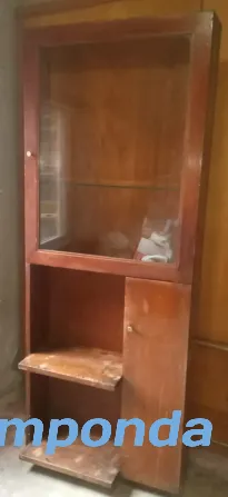 Mueble vitrina Malvinas Argentinas - imagen 2