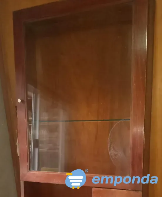 Mueble vitrina Malvinas Argentinas - imagen 5