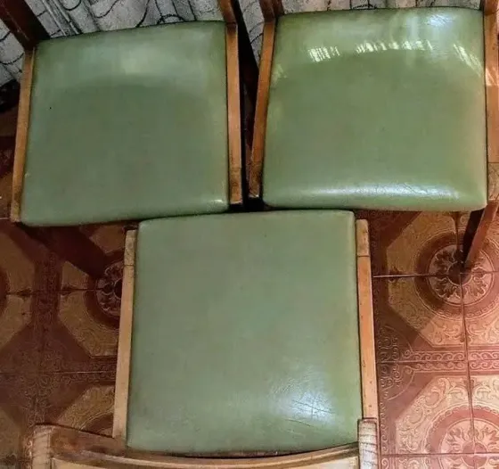3 sillas Malvinas Argentinas
