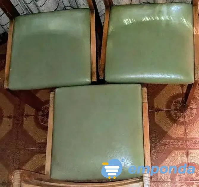 3 sillas Malvinas Argentinas - imagen 1