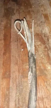Rollo de cable acerado Malvinas Argentinas
