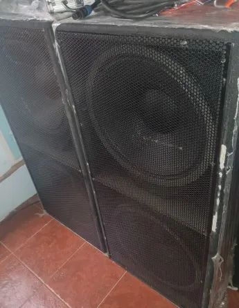 CAJAS SUBWOOFERS Escobar