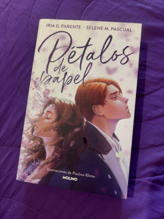 Libro "Pétalos de papel" - Iria Parente y Selene Pascual Córdoba