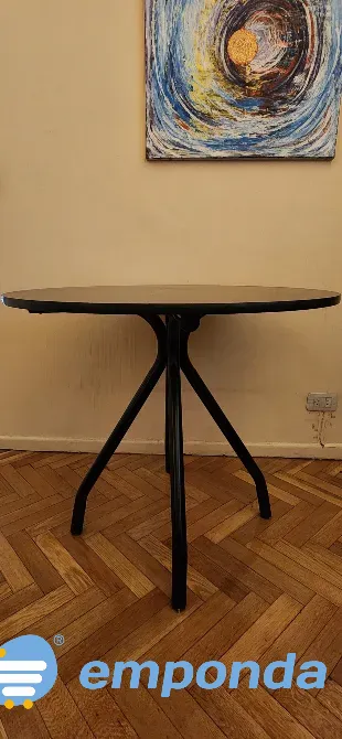 Mesa redonda negra con 4 sillas Recoleta - imagen 3